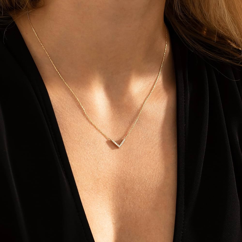 Chevron Necklace Collection: Elegant V-Shaped Pendants for Modern Style