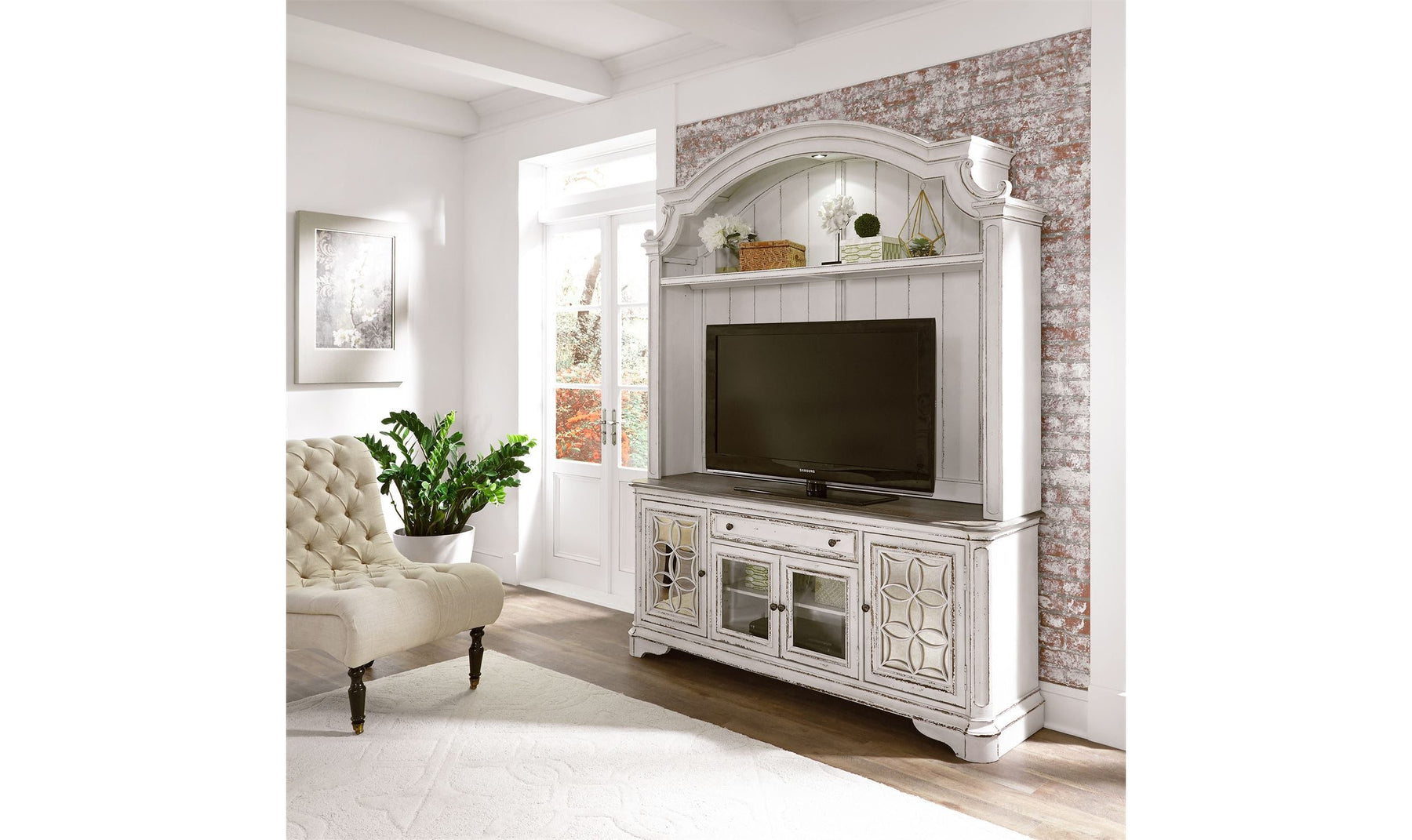 Luxury Entertainment: Magnolia Manor Entertainment Center Details