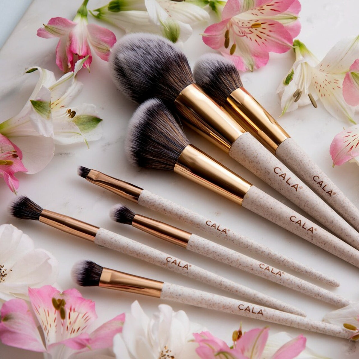 cala cosmetic brushes