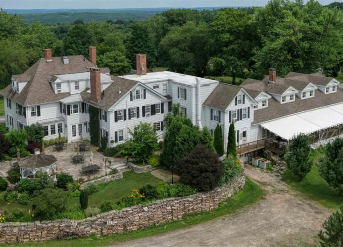 Unforgettable Romantic Weekend in CT: Explore Mystic & Woodstock Hill