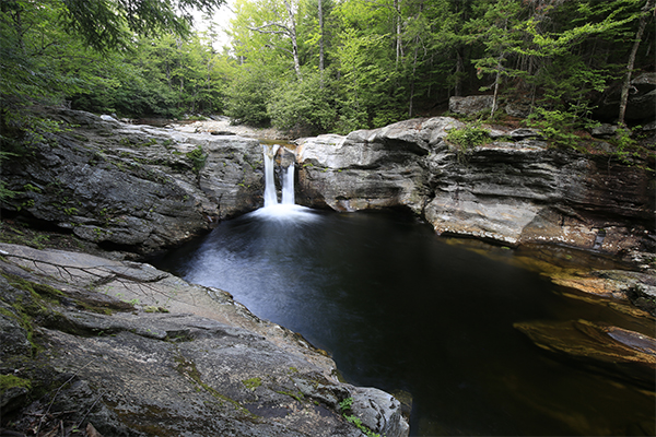 Explore Waterfalls I Can Swim in Near Me: Perfect Places for a Summer Day