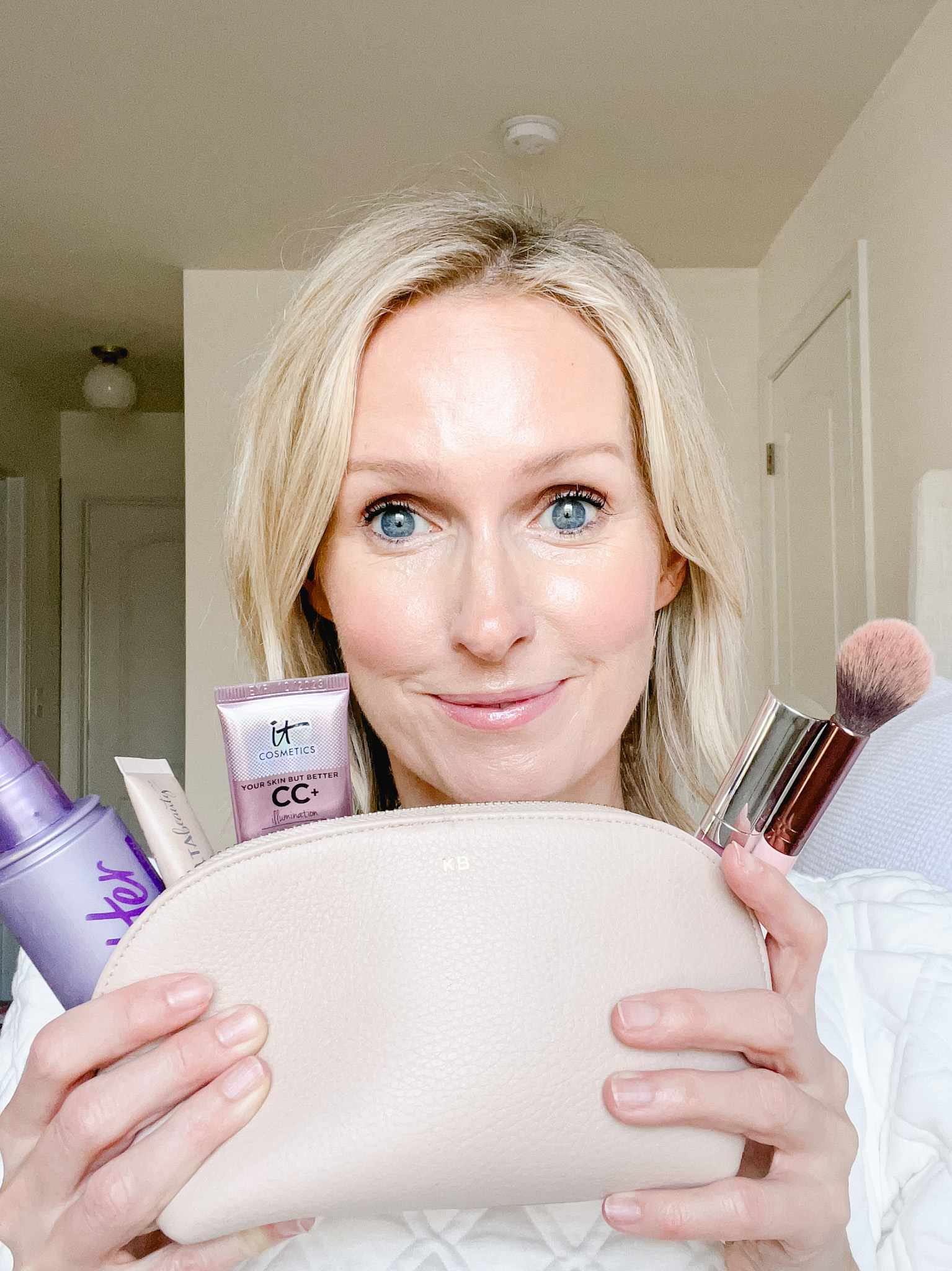 How to apply it cosmetics cc cream for best results? My daily makeup routine!