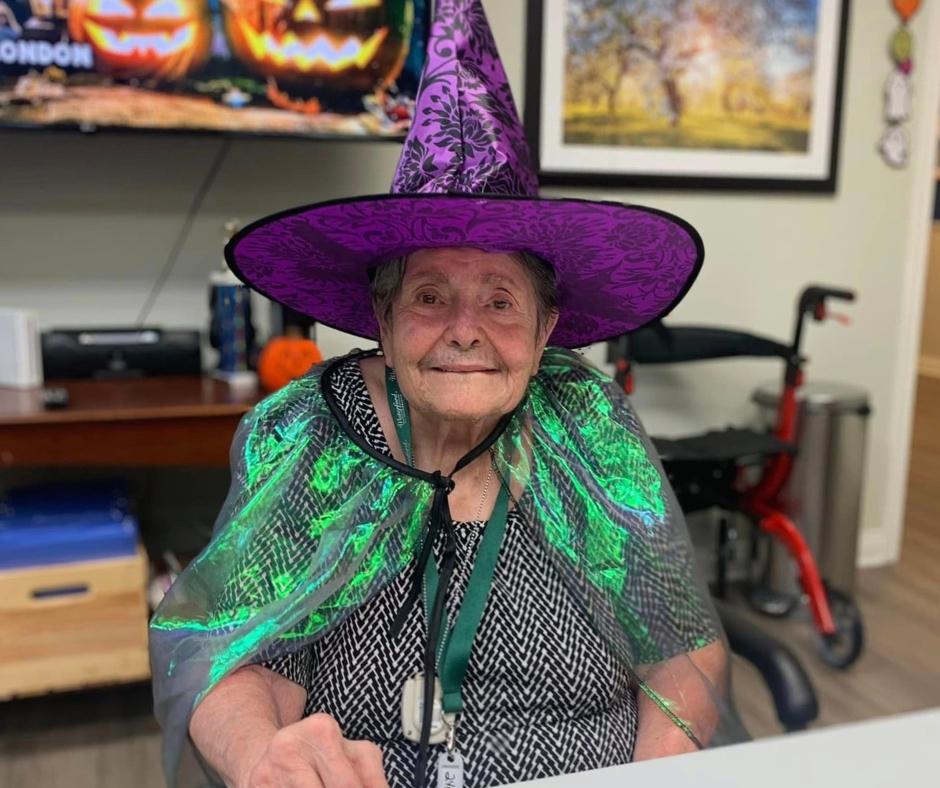 Halloween Costume Ideas for Seniors: Get Inspired with These Simple Outfits, Dress Up Your Age with the Best Halloween Costumes