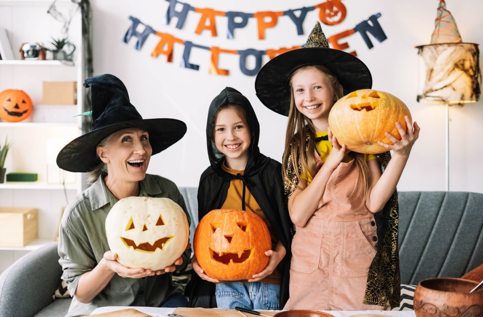 Halloween Costume Ideas for Seniors: Get Inspired with These Simple Outfits, Dress Up Your Age with the Best Halloween Costumes