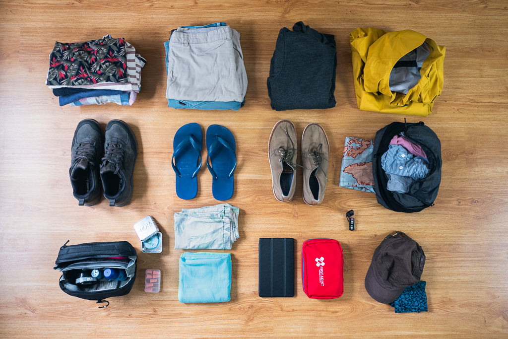 Blanket Scarf Travel: Stay Warm and Stylish (Heres the Ultimate Guide to Packing Light)