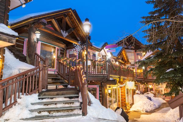 Best States to Visit in January for Families: Fun for Everyone!