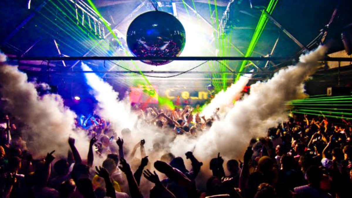 What venue was used for entertainment in the 2000s? Find out where the party was!