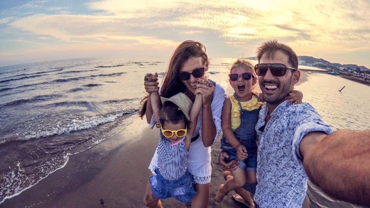 Cheap Family Vacations for Large Families: Affordable Destinations for an Unforgettable Trip!