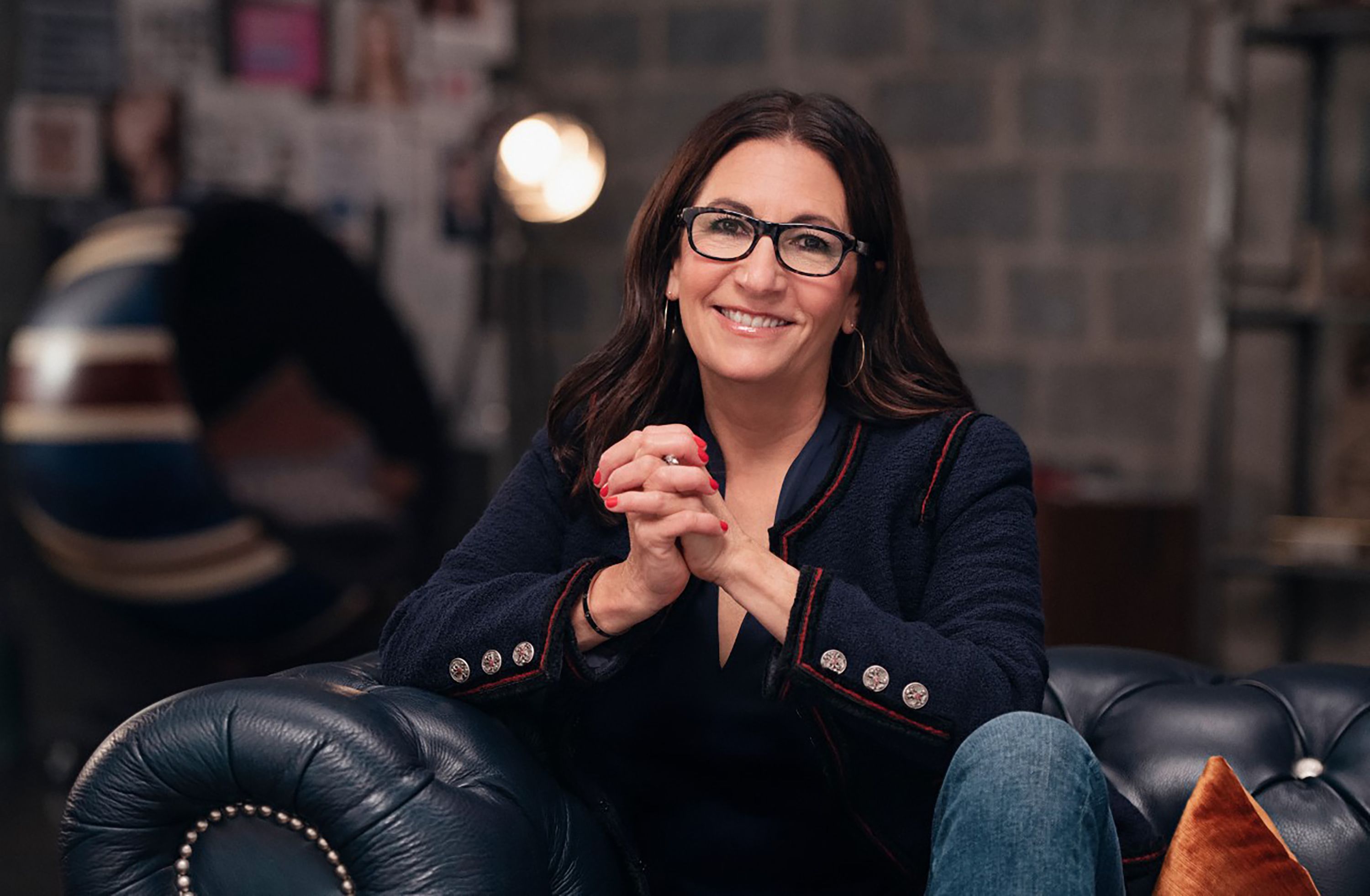 Who is Bobbi Brown Cosmetics? Get the lowdown on the brand!